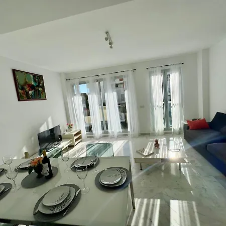Triplex Con Vistas Al Mar Junto Al Campo De Golf De Calanova *