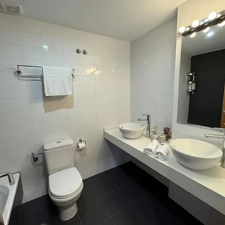 Triplex Con Vistas Al Mar Junto Al Campo De Golf De Calanova Apartment *