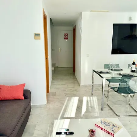 Triplex Con Vistas Al Mar Junto Al Campo De Golf De Calanova Apartment