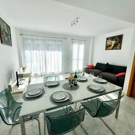 Triplex Con Vistas Al Mar Junto Al Campo De Golf De Calanova Apartment *
