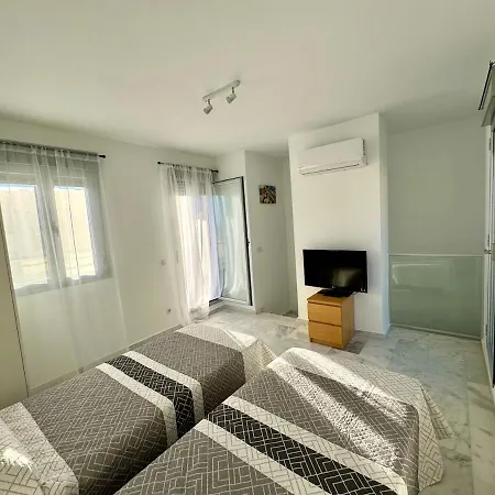 Triplex Con Vistas Al Mar Junto Al Campo De Golf De Calanova *