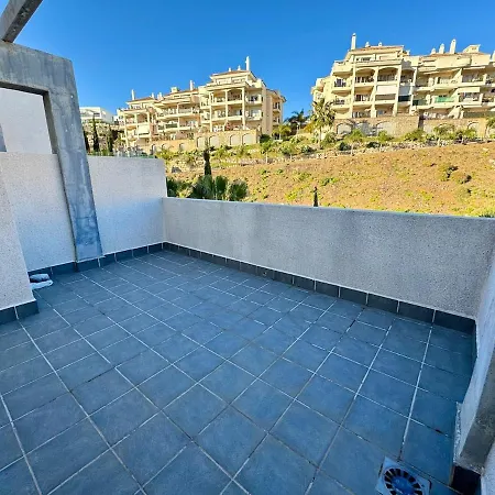 Triplex Con Vistas Al Mar Junto Al Campo De Golf De Calanova Apartment *