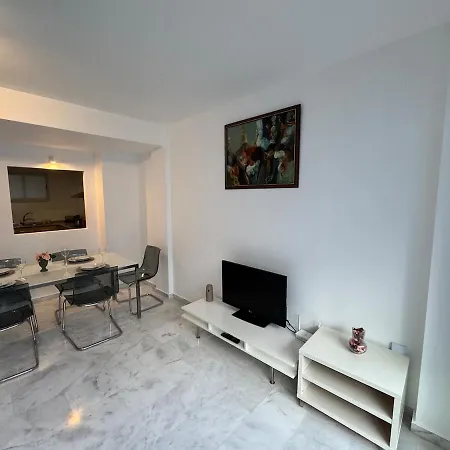 Apartment Triplex Con Vistas Al Mar Junto Al Campo De Golf De Calanova *