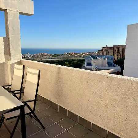 Triplex Con Vistas Al Mar Junto Al Campo De Golf De Calanova