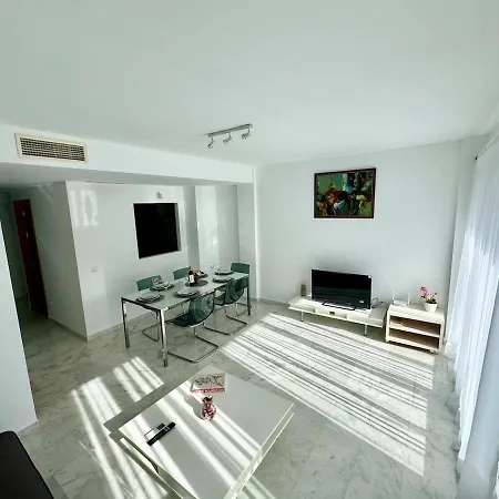 Apartment Triplex Con Vistas Al Mar Junto Al Campo De Golf De Calanova