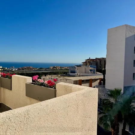 Triplex Con Vistas Al Mar Junto Al Campo De Golf De Calanova *